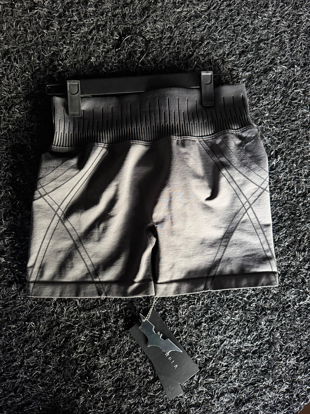 W5197 Batman
Seamless Pullover
Charcoal
