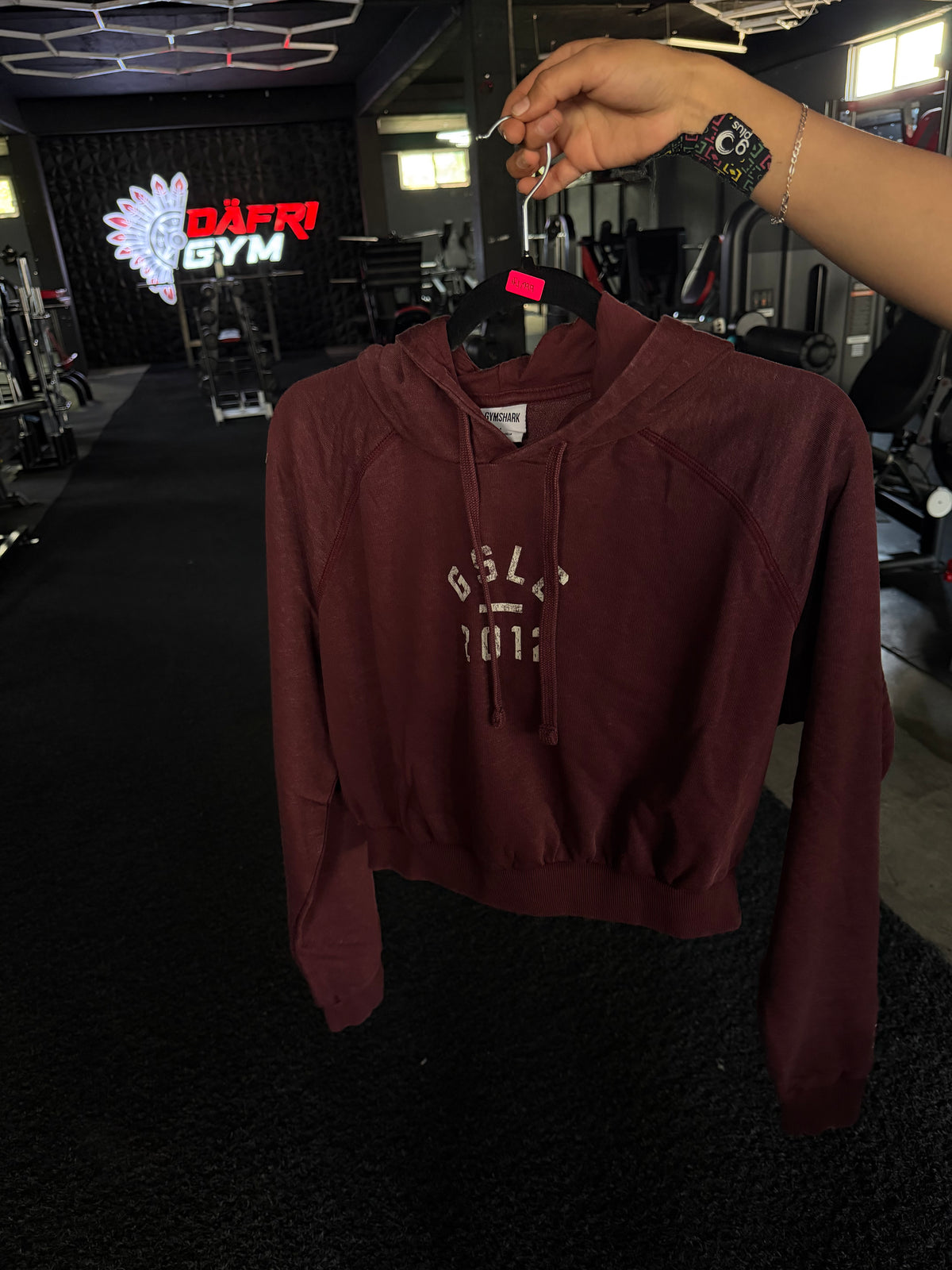 Gymshark Gymshark
Lifting Club 2012 Graphic
Cropped Hoodie - Rich
Maroon/Wash